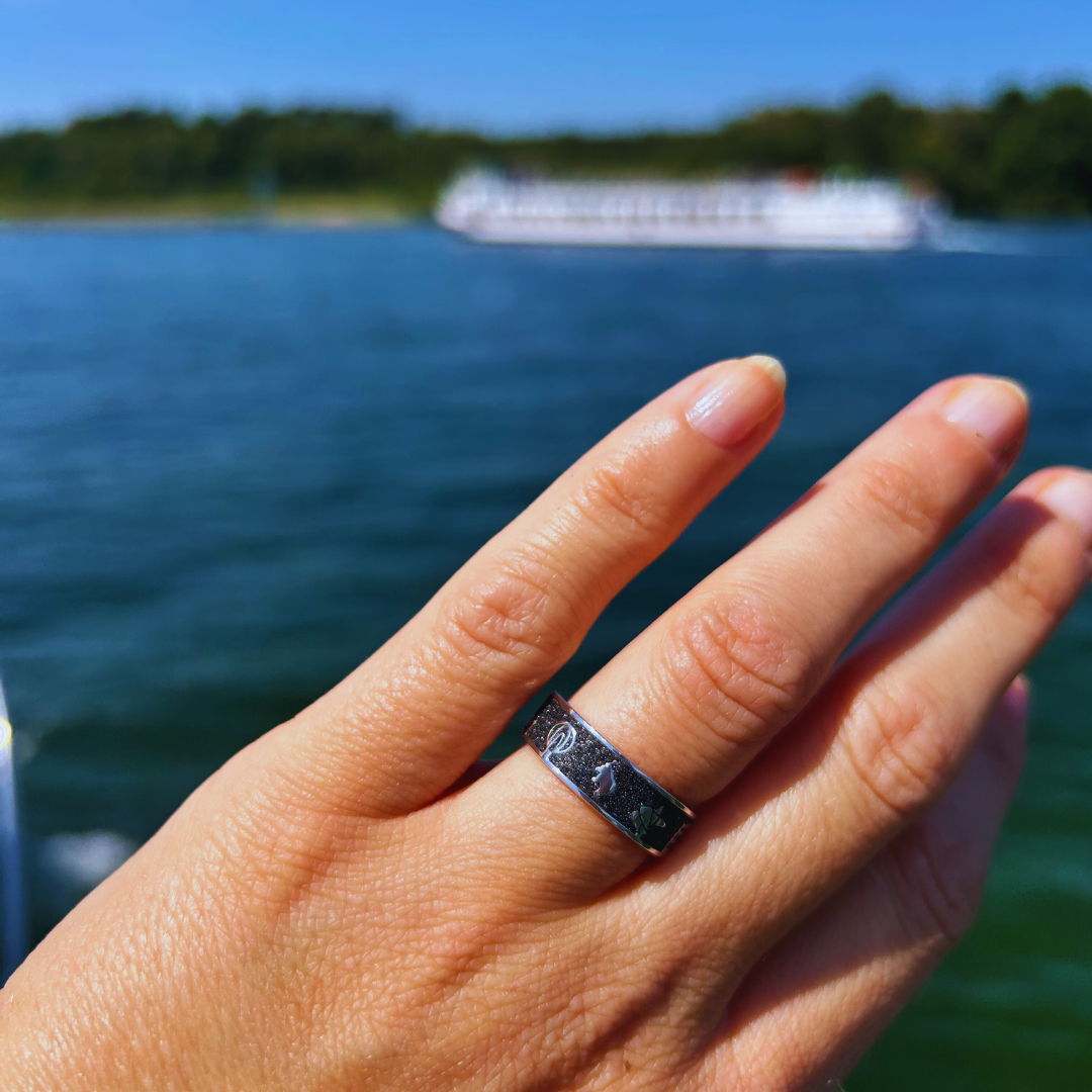 fingerring mit motiven von waren mueritz