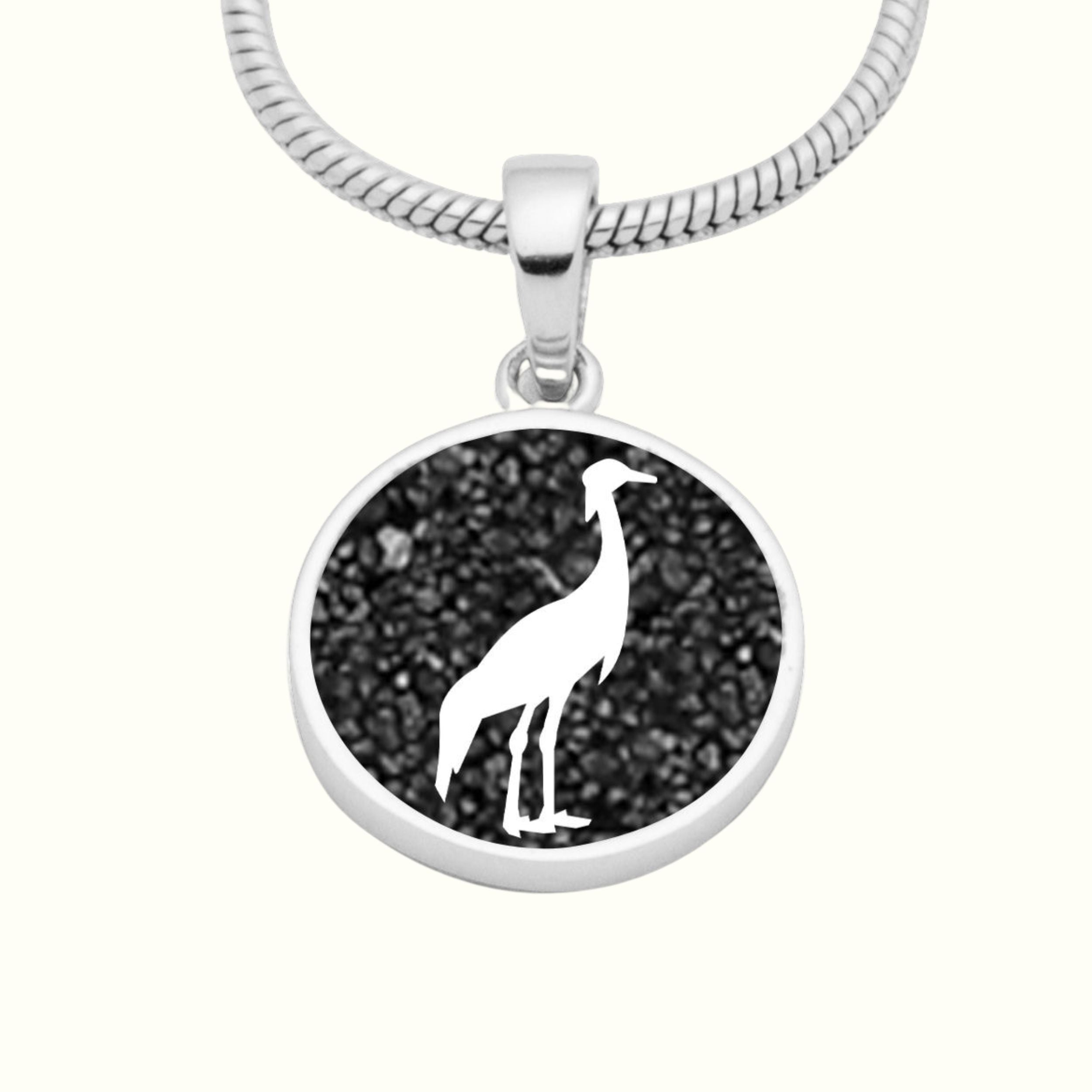 kettenanhaenger kranich silber